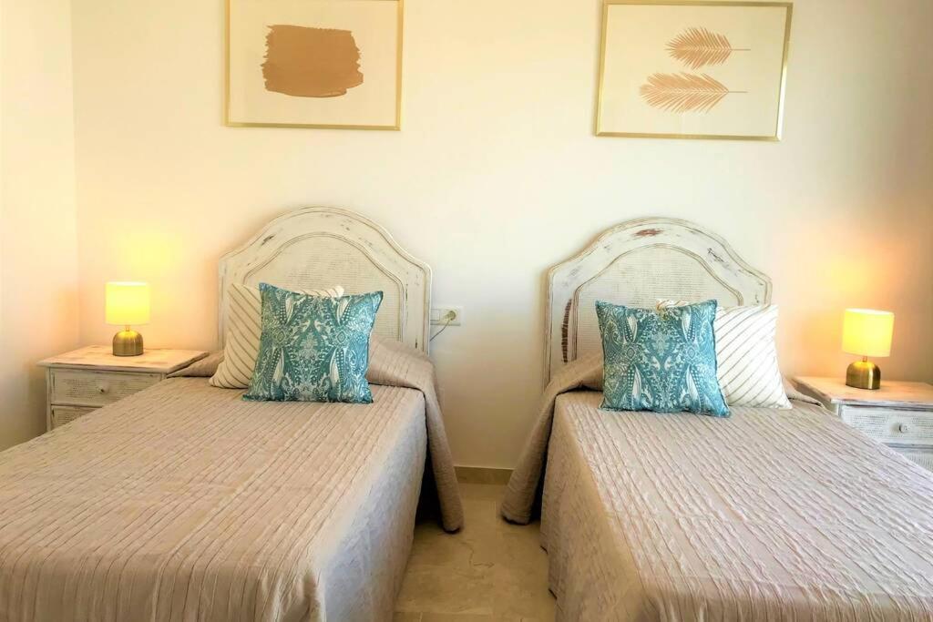 Penthouse Bermuda Beach 2 Estepona Ngoại thất bức ảnh